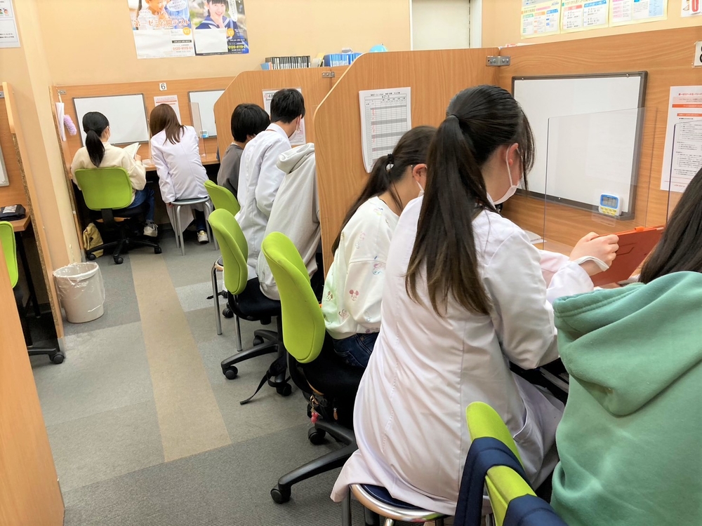 _�ʐ헪�w����a�򒆉��w�O�����̉摜